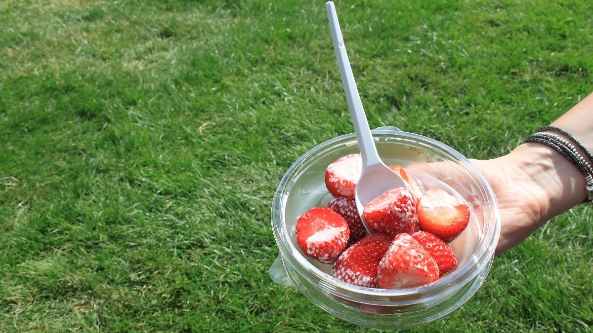 Wimbledon 2021 Five classic Wimbledon traditions BBC Bitesize