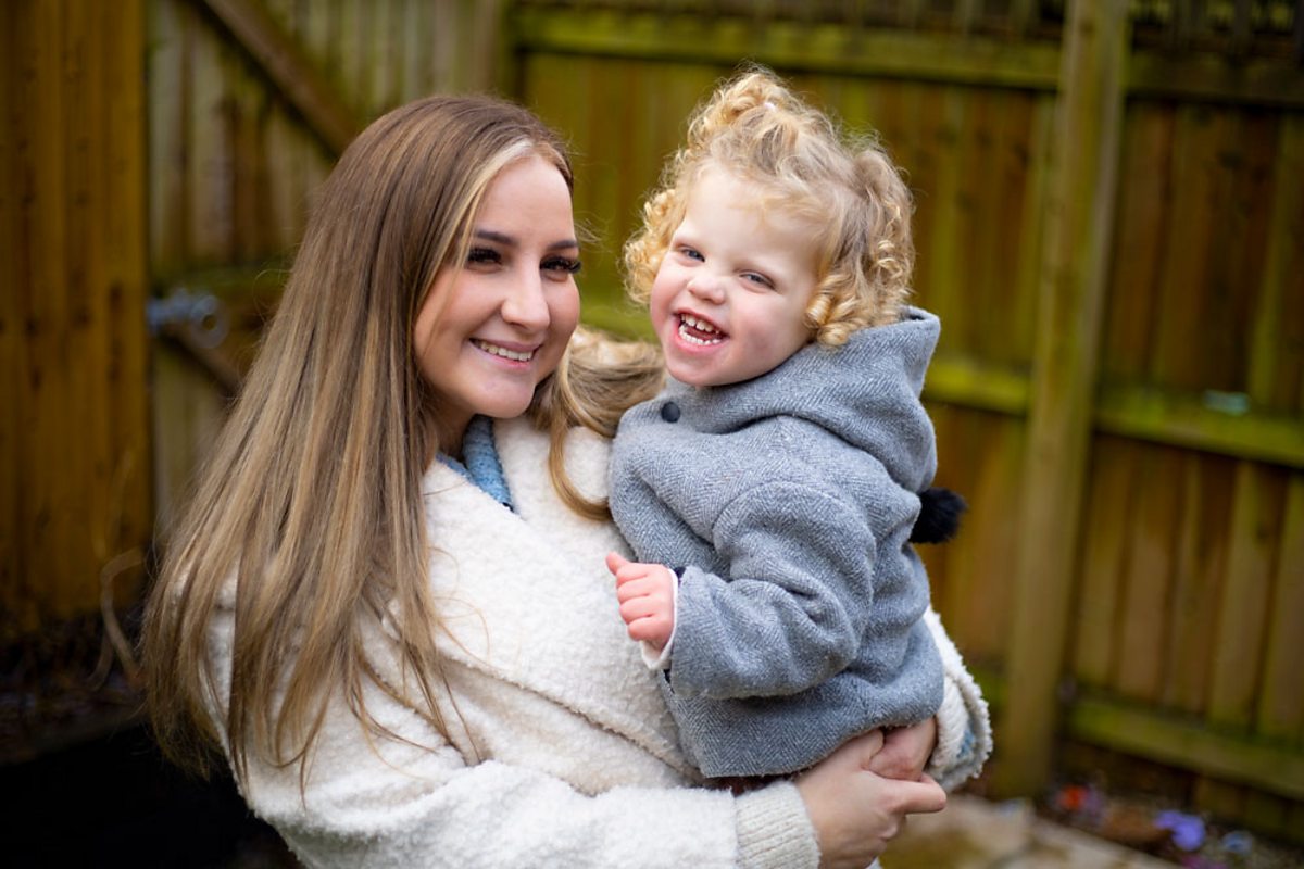 Walk slow and stand up tall - BBC Tiny Happy People