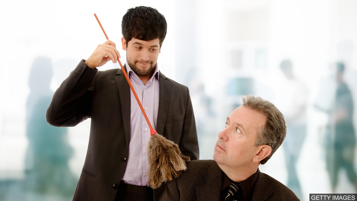 BBC Learning English 今日短语 Bow Be joined at the hip 密