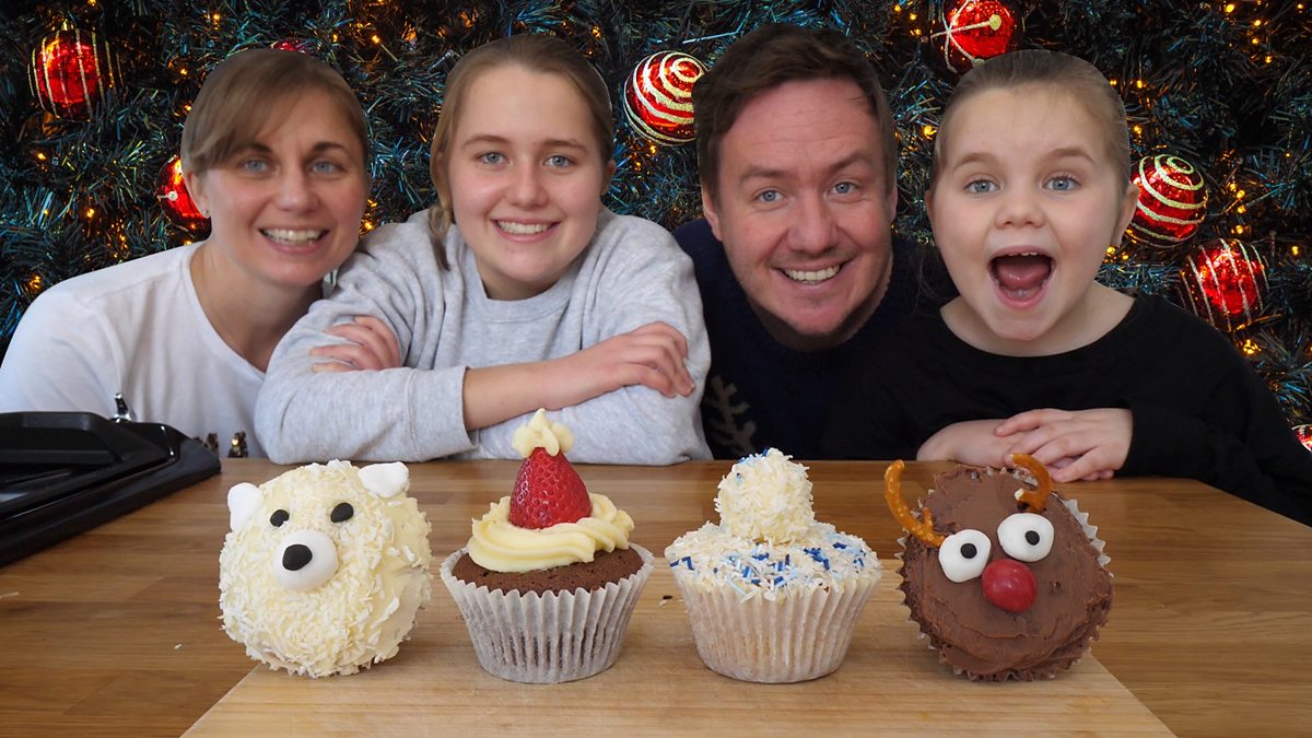 How to make Christmas cupcakes (with recipes) with the family - BBC ...