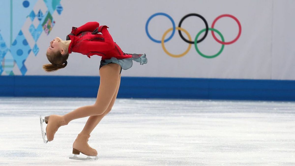 Russian figure skater conquered Japan in an anime manner of Sailor Moon.  VIDEO - ForumDaily