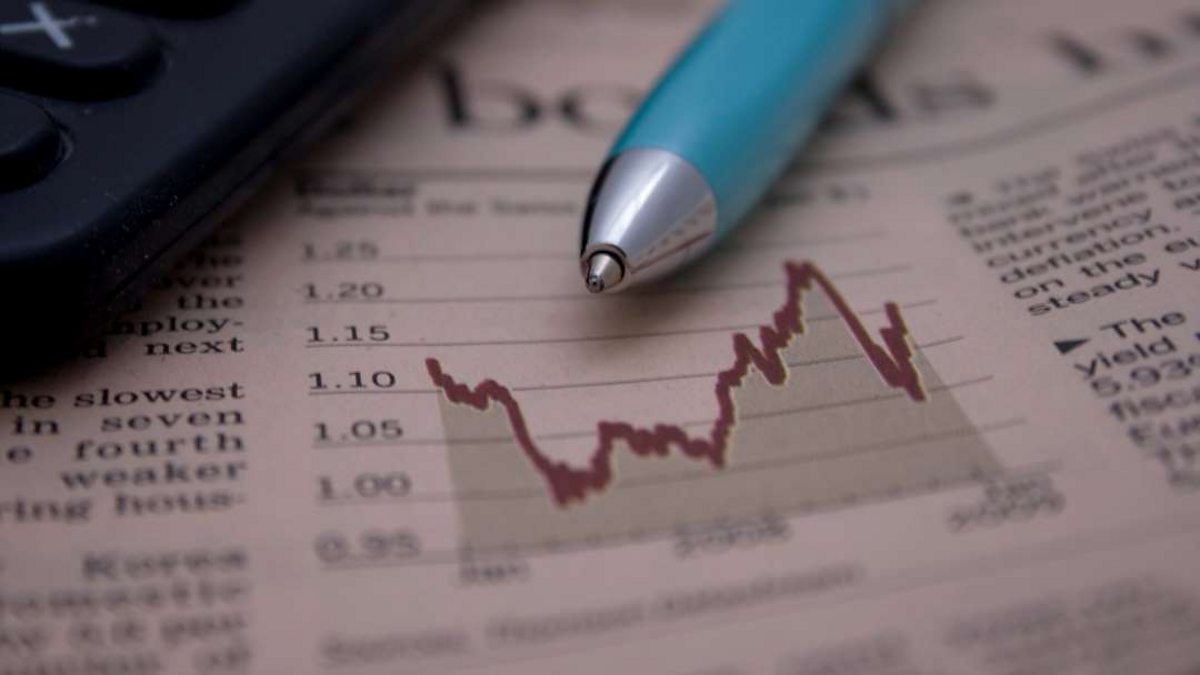 Changes in interest rates - The economy and business - Edexcel - GCSE  Business Revision - Edexcel - BBC Bitesize