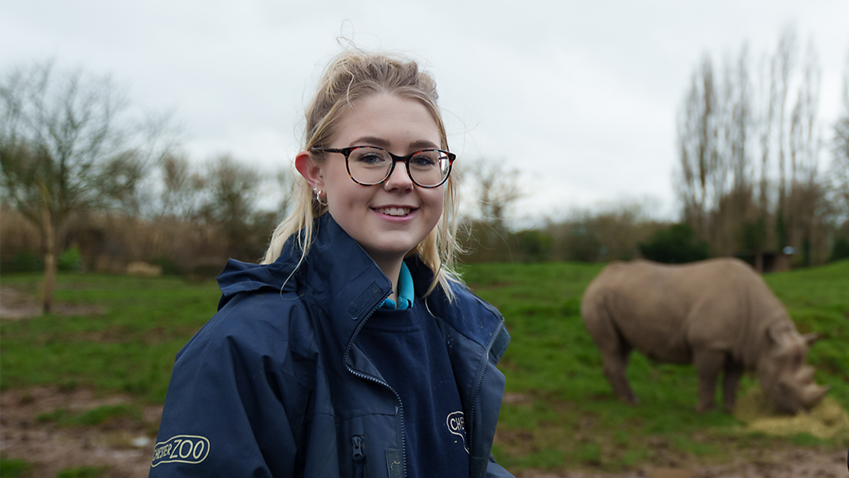 How to a zookeeper apprentice Charlotte’s story BBC Bitesize