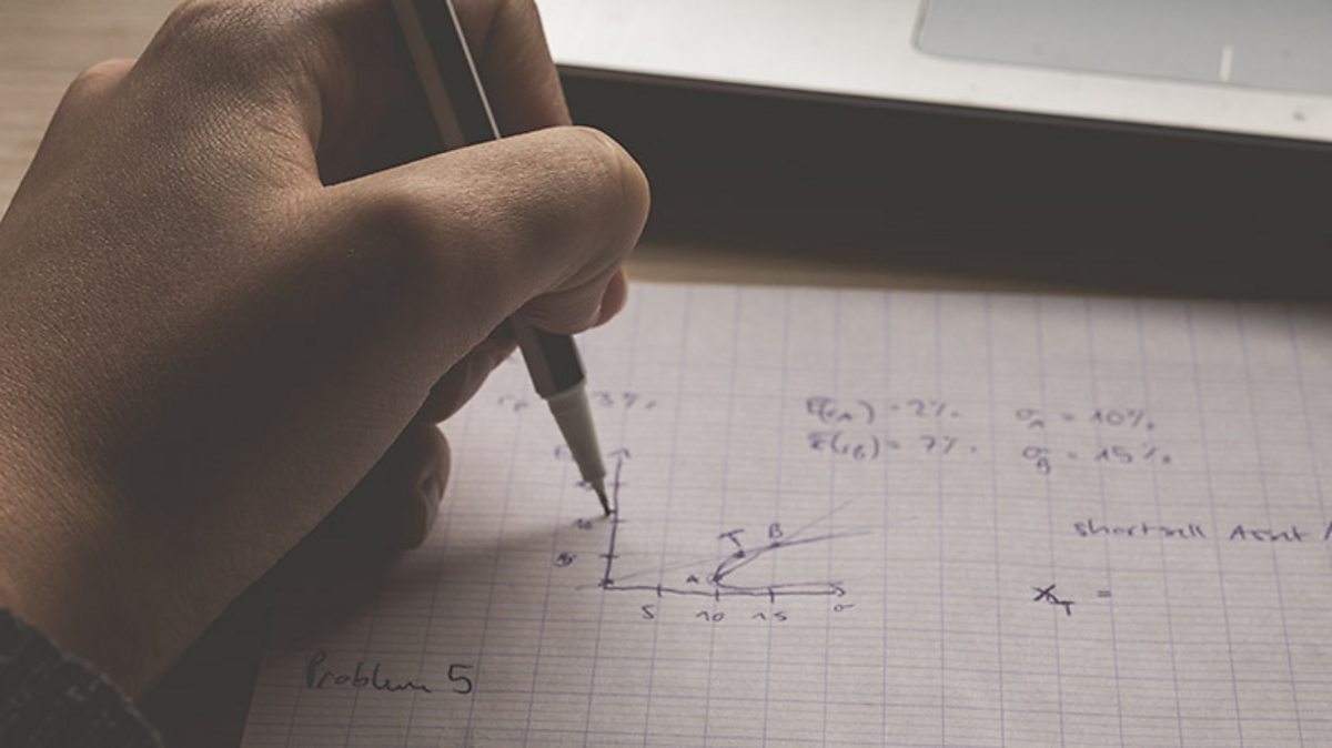 Cyfesurynnau ac echelinau - Cyfesurynnau - CA3 Mathemateg Revision ...