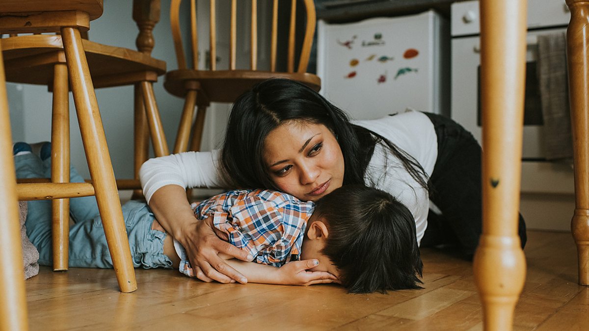 Tantrum vs meltdown: How to help your child with sensory meltdown and  temper tantrums - BBC Tiny Happy People