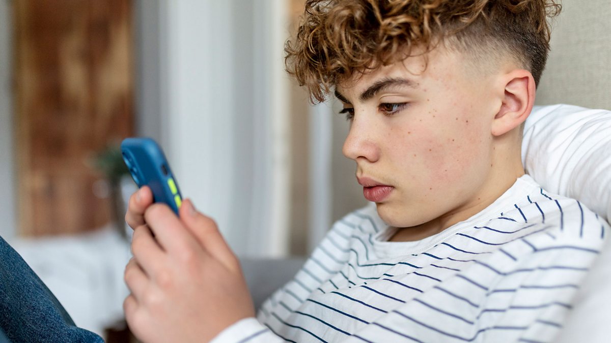 How to Stop Smartphone Addiction | Steve Rose, PhD