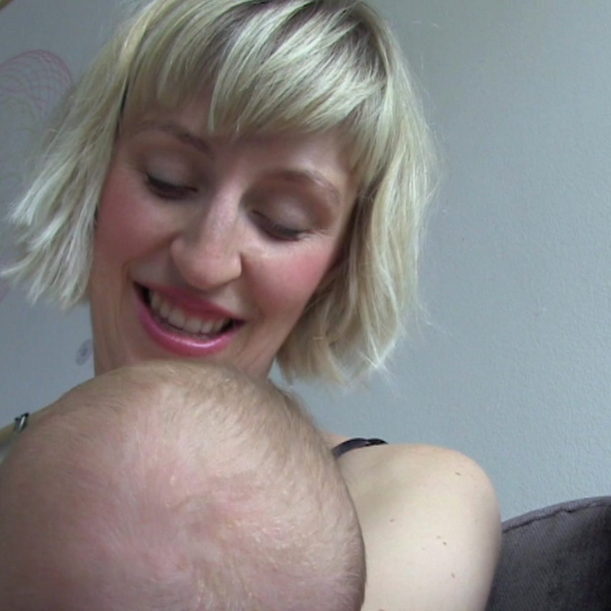 Breastfeeding with a pierced nipple