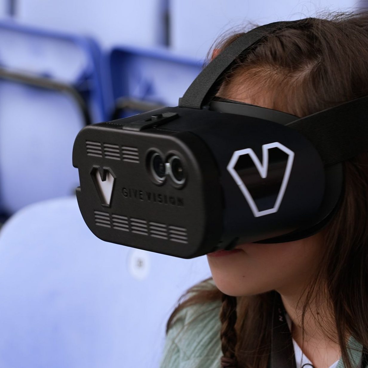 The tech changing the game for visually impaired football fans BBC