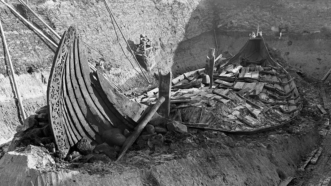 Photos of Norway's incredibly rare Viking ship discovery