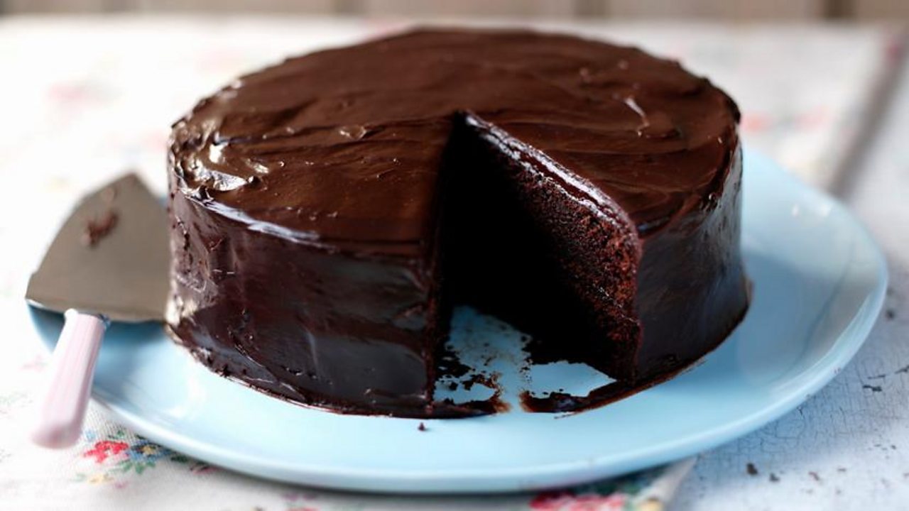 Easy Chocolate Cake Recipe - Haniela's | Recipes, Cookie & Cake Decorating  Tutorials