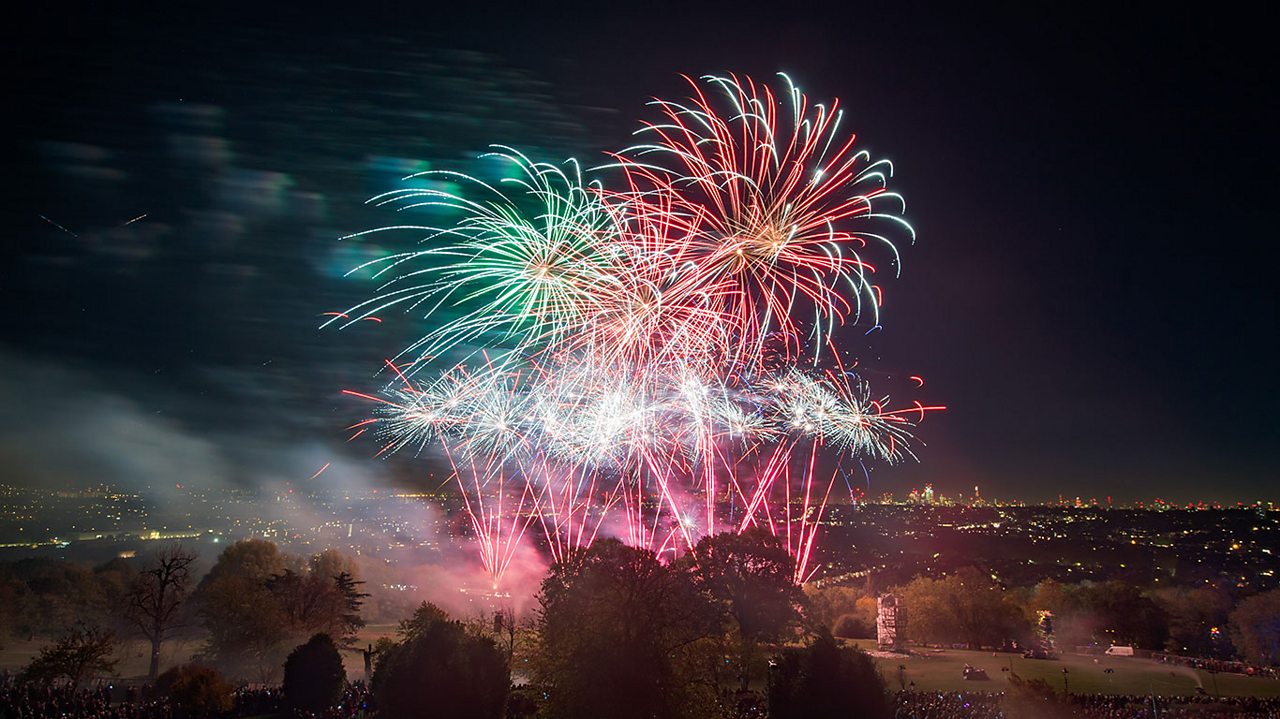 The secrets of a spectacular musical firework display