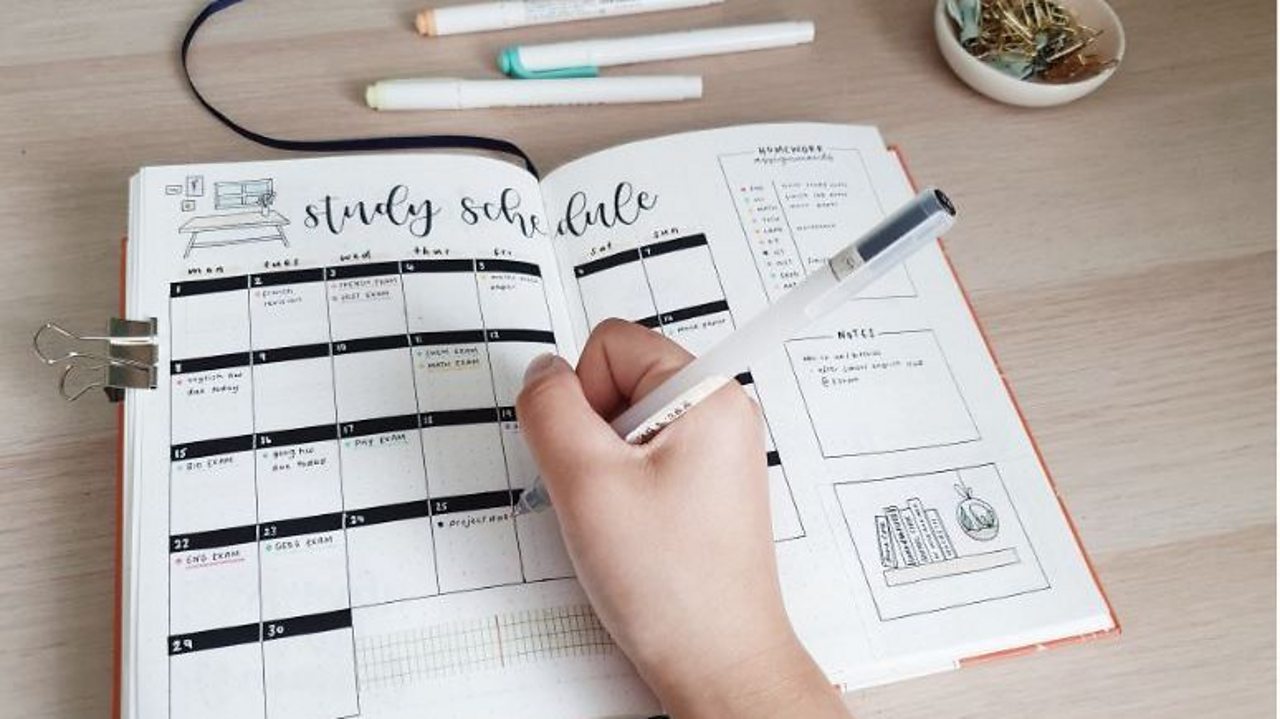 How to create a bullet journal to help you reach your goals