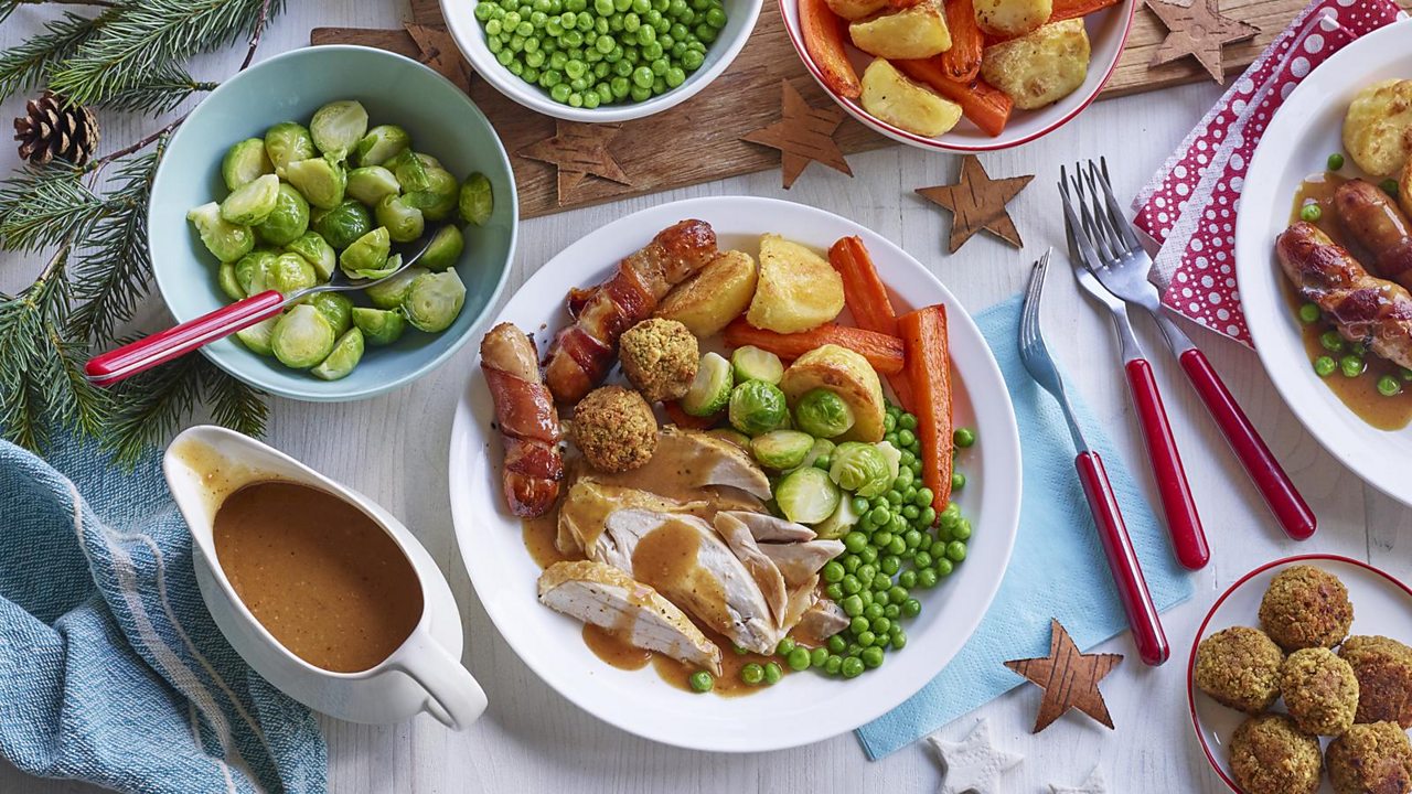 How to make a full Christmas dinner for less than £15 - BBC Food