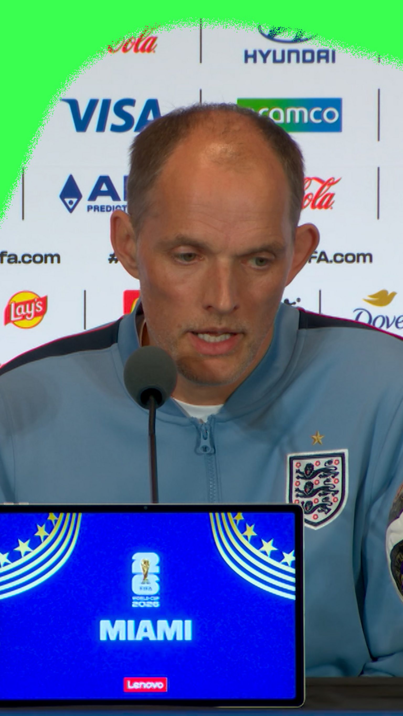 Tuchel, desafiante, defiende sus decisiones y afirma que la derrota es «la cicatriz que llevamos ahora».