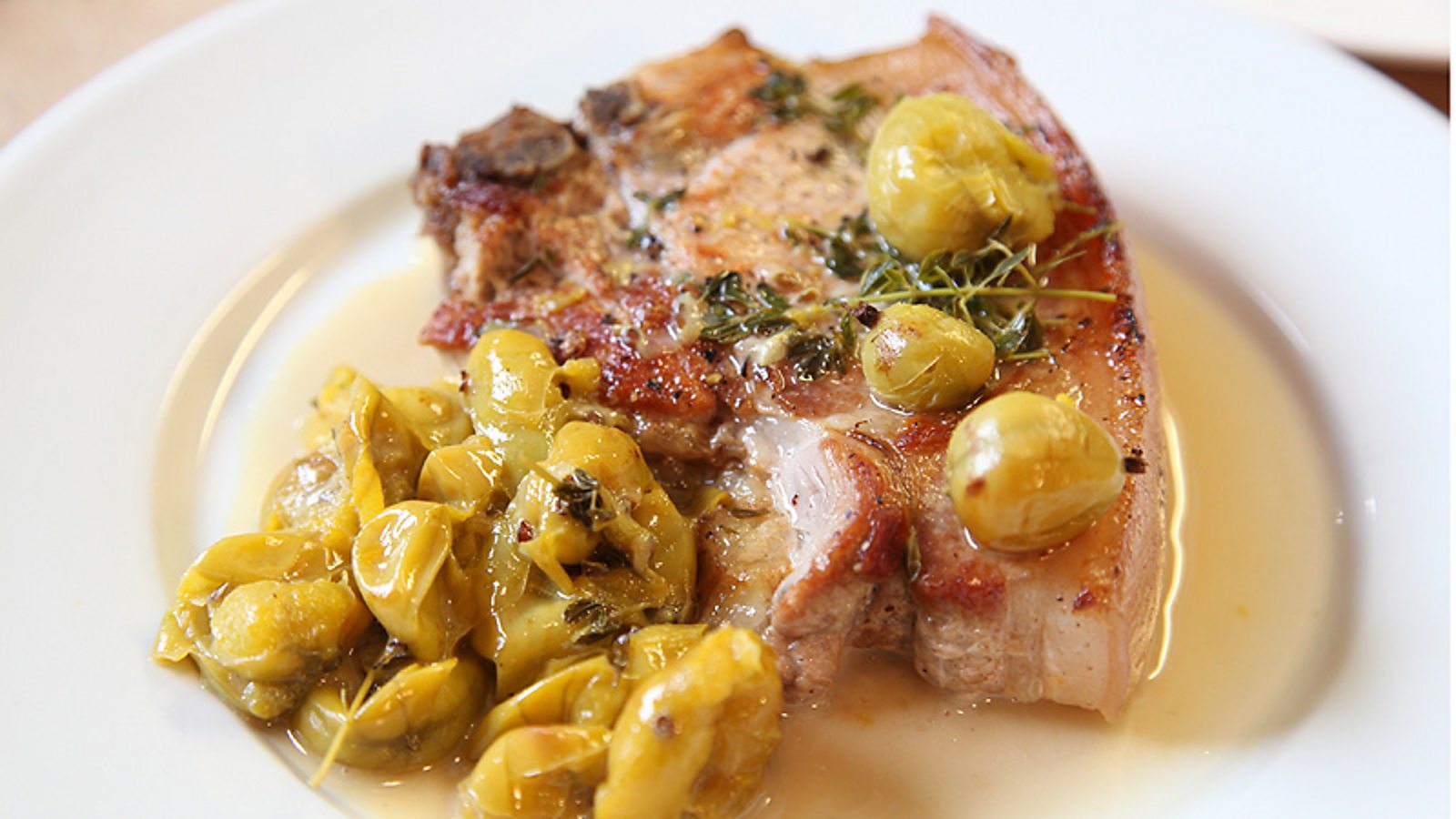 Pork chops with apples and cider recipe - BBC Food
