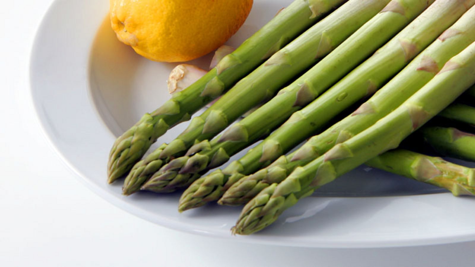 How to cook asparagus BBC Food