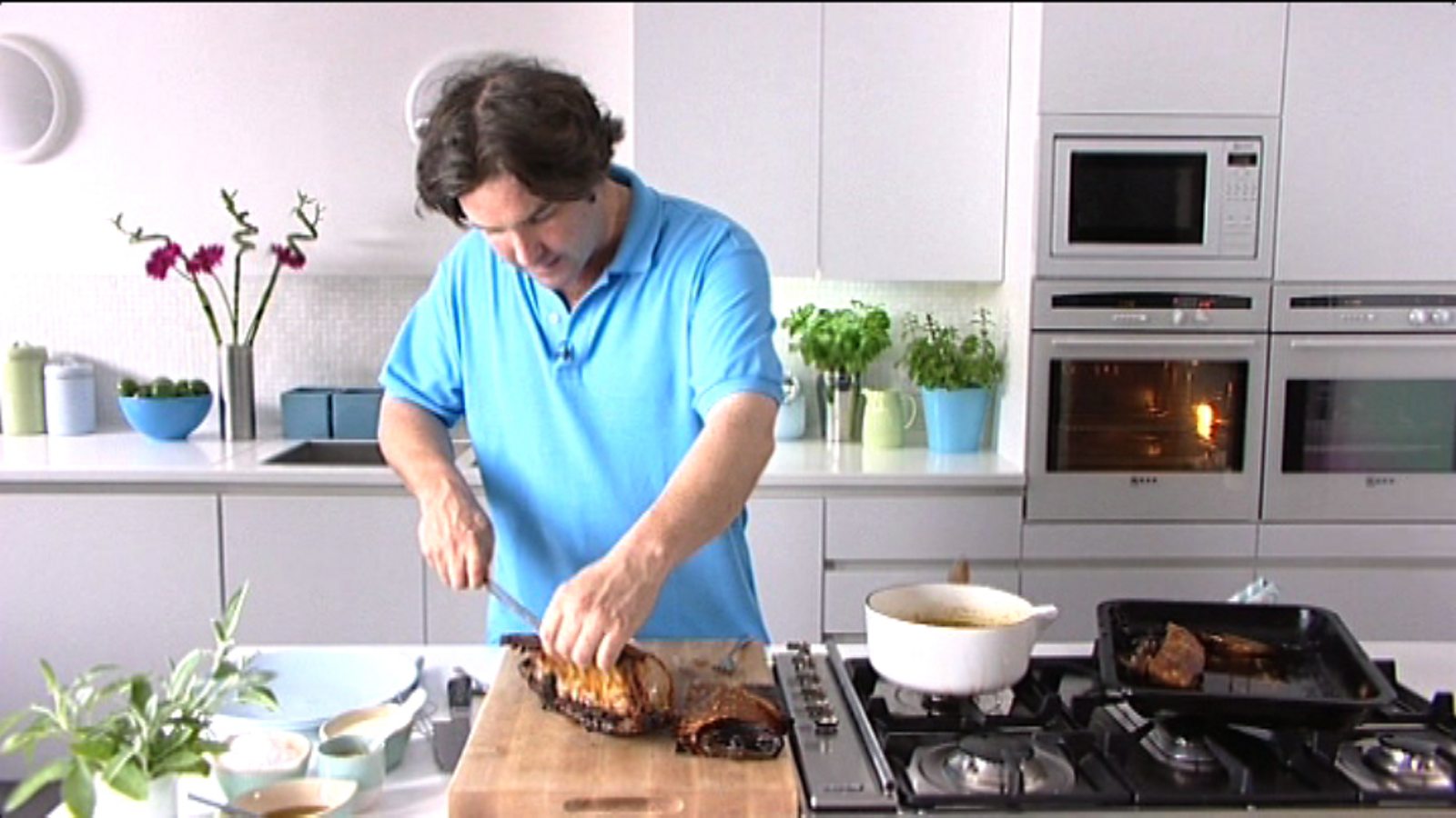 Roast pork with crackling recipe - BBC Food