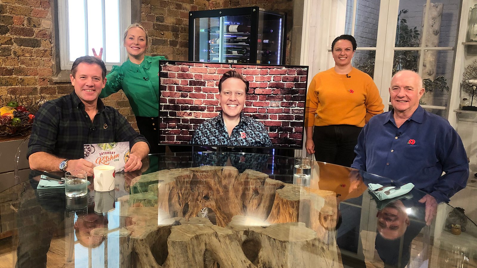 Crispy fried aubergine, chilli sauce and yoghurt recipe BBC Food