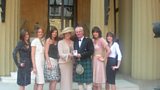 Aonghas Macleòid MBE agus an teaghlach