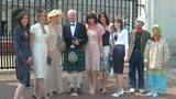 Aonghas MacLeòid MBE agus an teaghlach