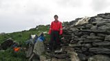 Ri taobh aon de na bothagan air Sùla Sgeir