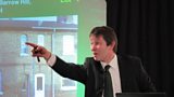 The auctioneer in action