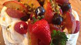 JENNY BRISTOW'S FRESH FRUIT PAVLOVA