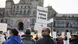 Teachers set to strike over pay