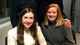 Iain ²Ñ²¹³¦'¾±±ô±ô±ð²Ñ³ó쳦³ó±ð¾±±ô còmhla ri Ellen NicDhòmhnaill, Eilidh NicCarmaig, agus Ceitlin Nic a' Ghobhainn