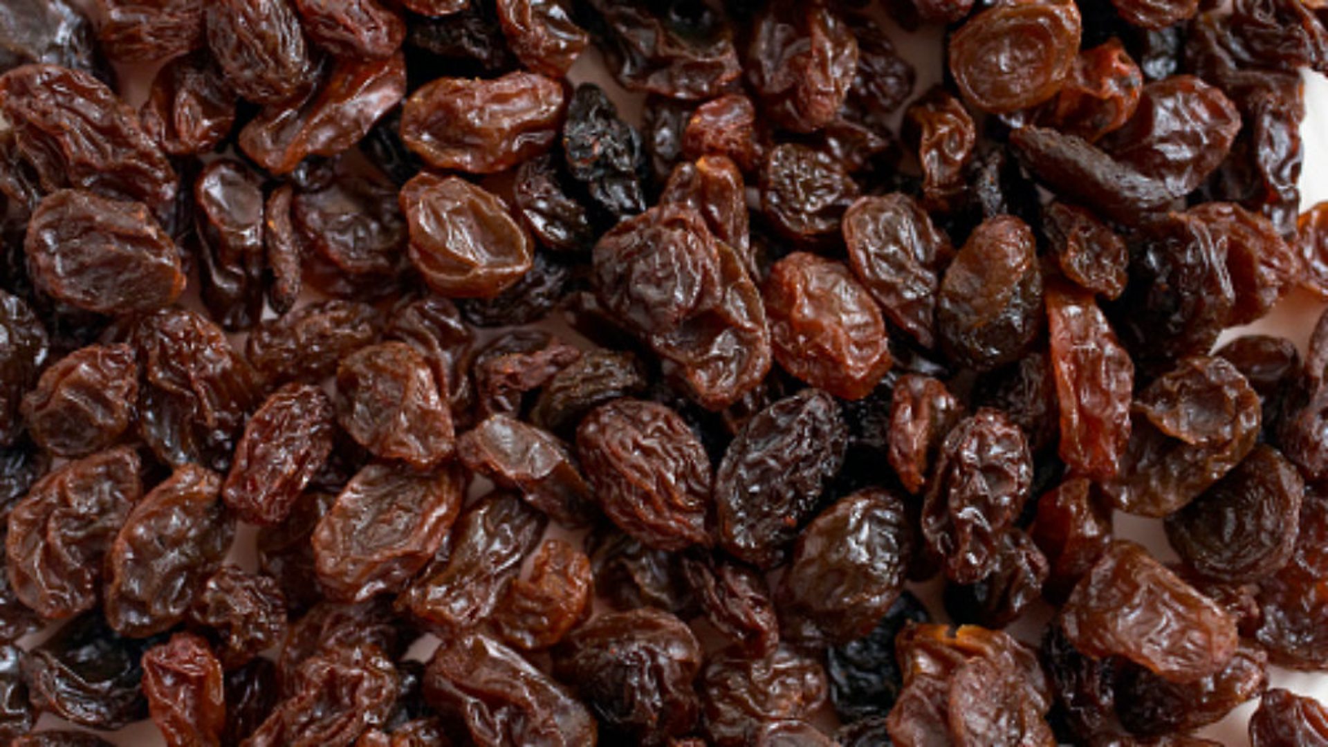 What is the difference between a raisin and a sultana?
