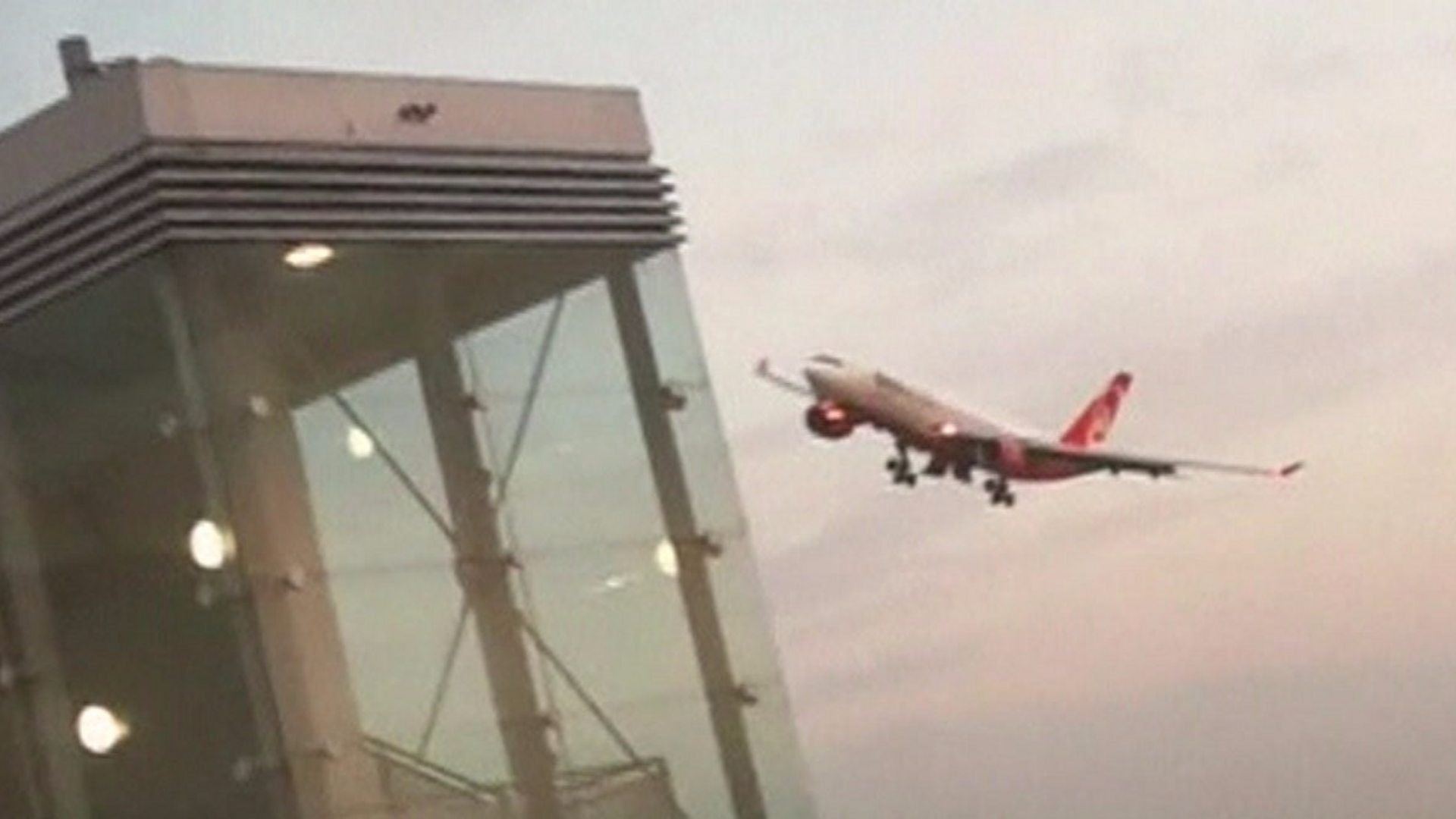 Air Berlin Plane Does Lap Of Honour In Dusseldorf c News