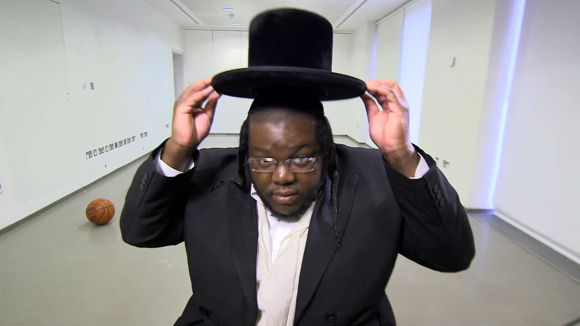 Gangster rapper Nissim Black on becoming an Orthodox Jew - BBC News