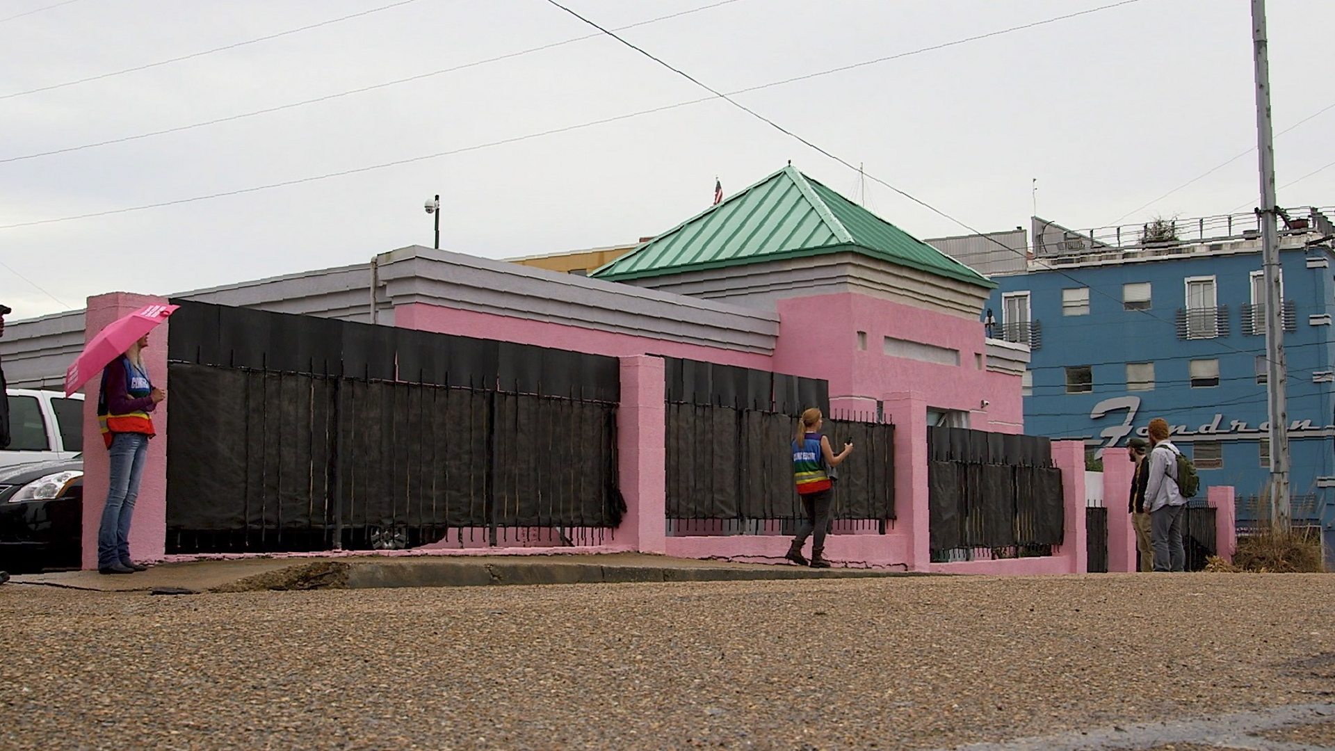 Jackson Women's Health Organization: Mississippi's last abortion clinic shuts down