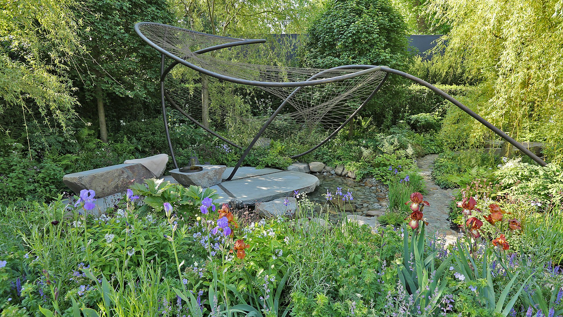 bbc two - rhs chelsea flower show - the wedgwood garden