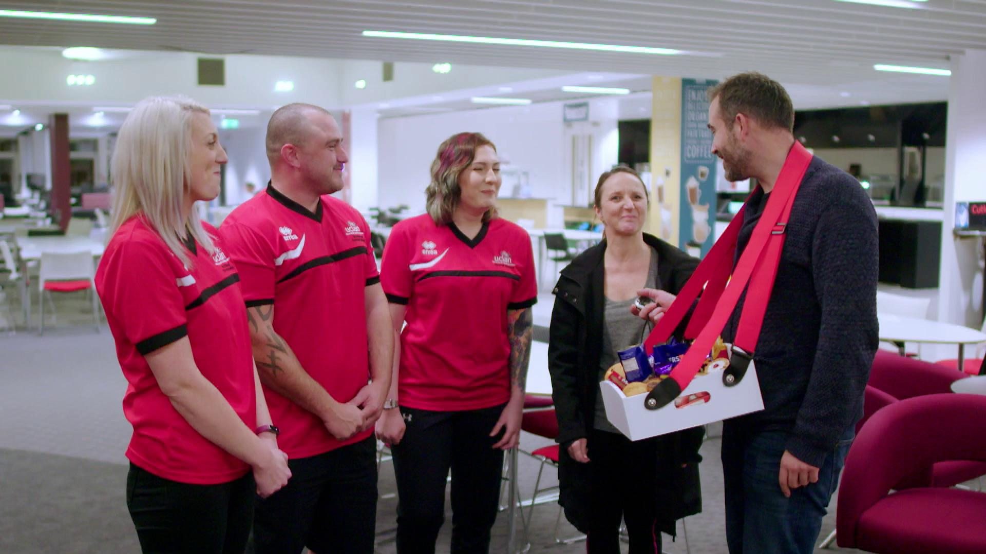 BBC One The Truth About..., Carbs, The cracker test