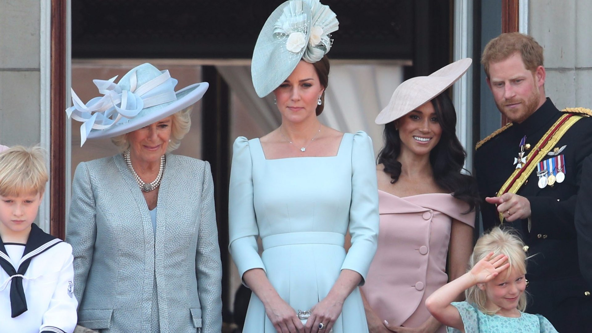 Trooping The Colour Four Things About This Year S Event Bbc News