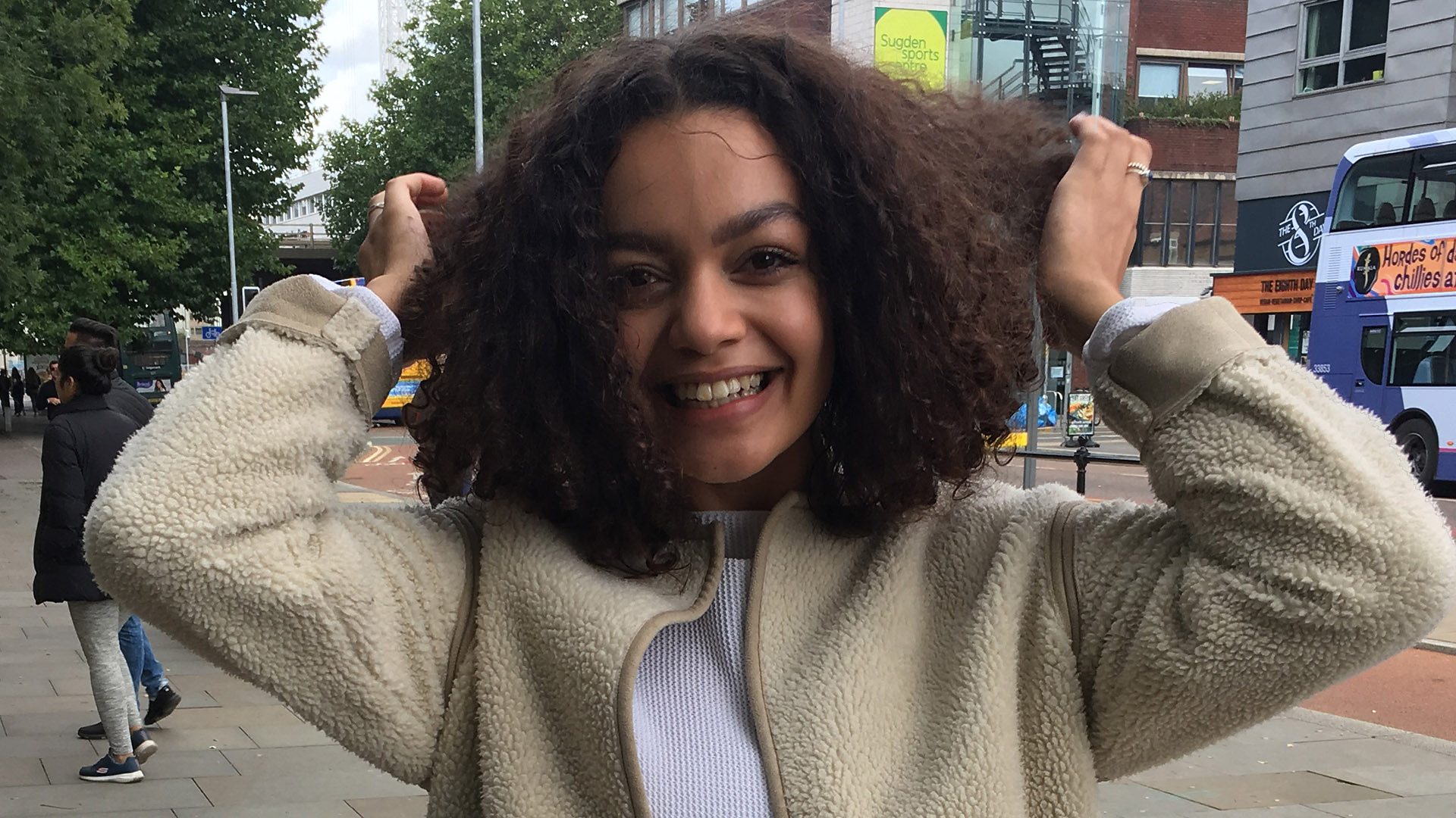 World Afro Day: Kids' takeover for Big Hair Assembly - BBC News World Afro Day: Kids' takeover for Big Hair Assembly - BBC News