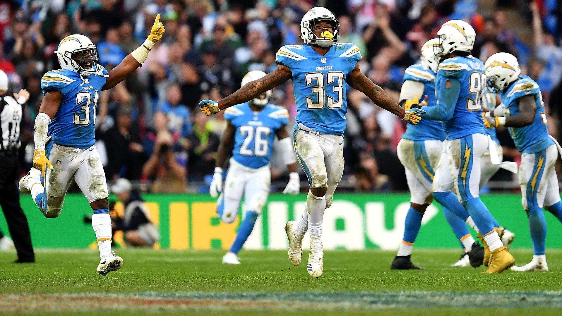 Recap: Chargers top Titans 20-19 in London Thriller