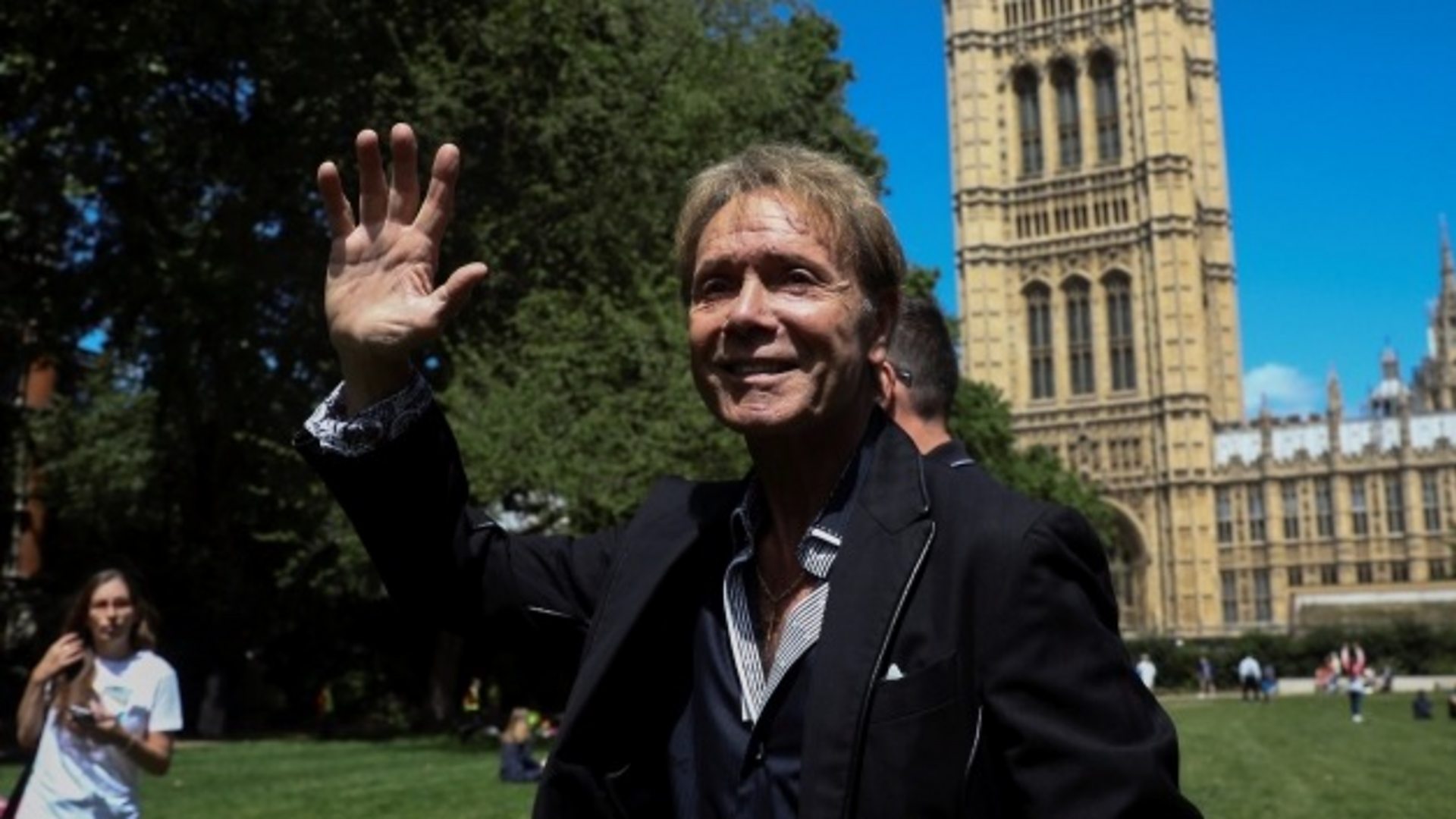 Sir Cliff Richard launches sex offence anonymity campaign