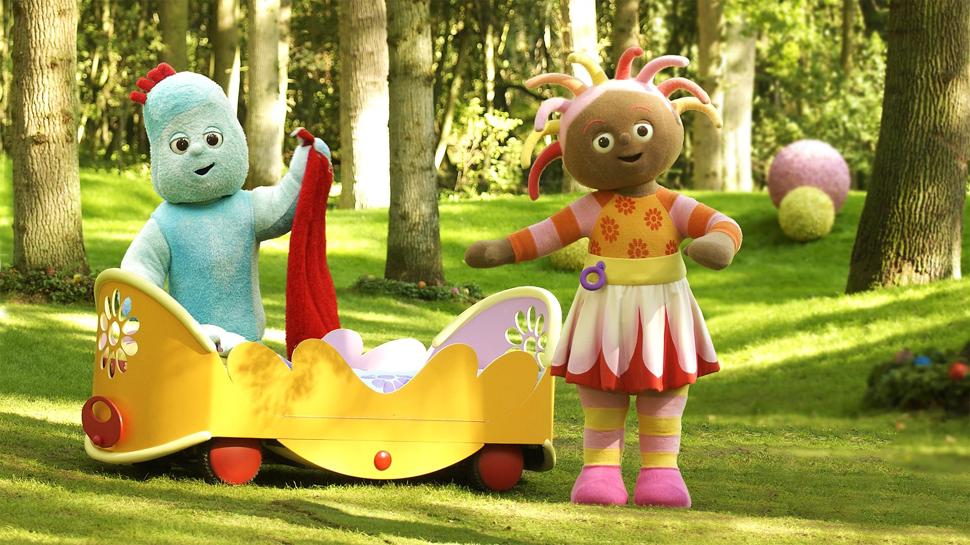 Bbc Iplayer In The Night Garden Series Igglepiggle Looks For