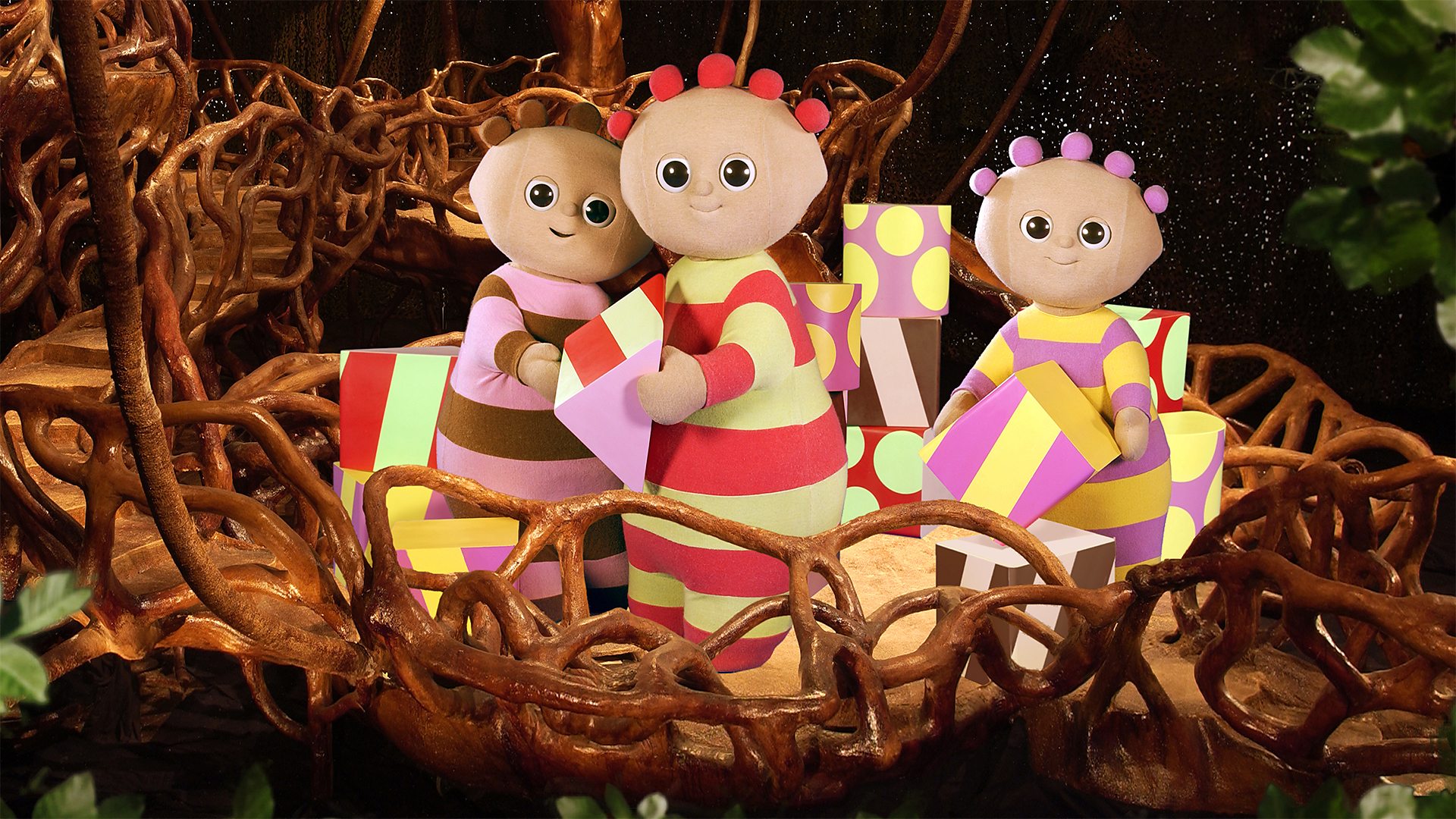 BBC iPlayer - In the Night Garden - Series 1: 40. The Tombliboos Build ...