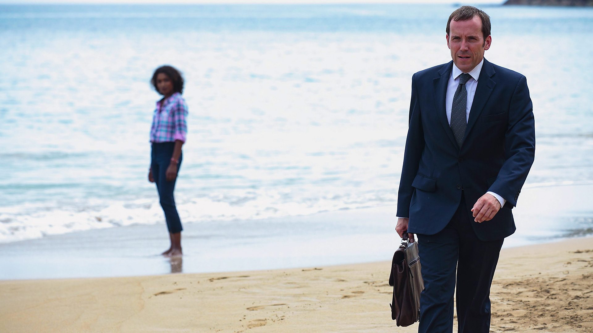 BBC IPlayer - Death In Paradise - Series 1: Episode 2