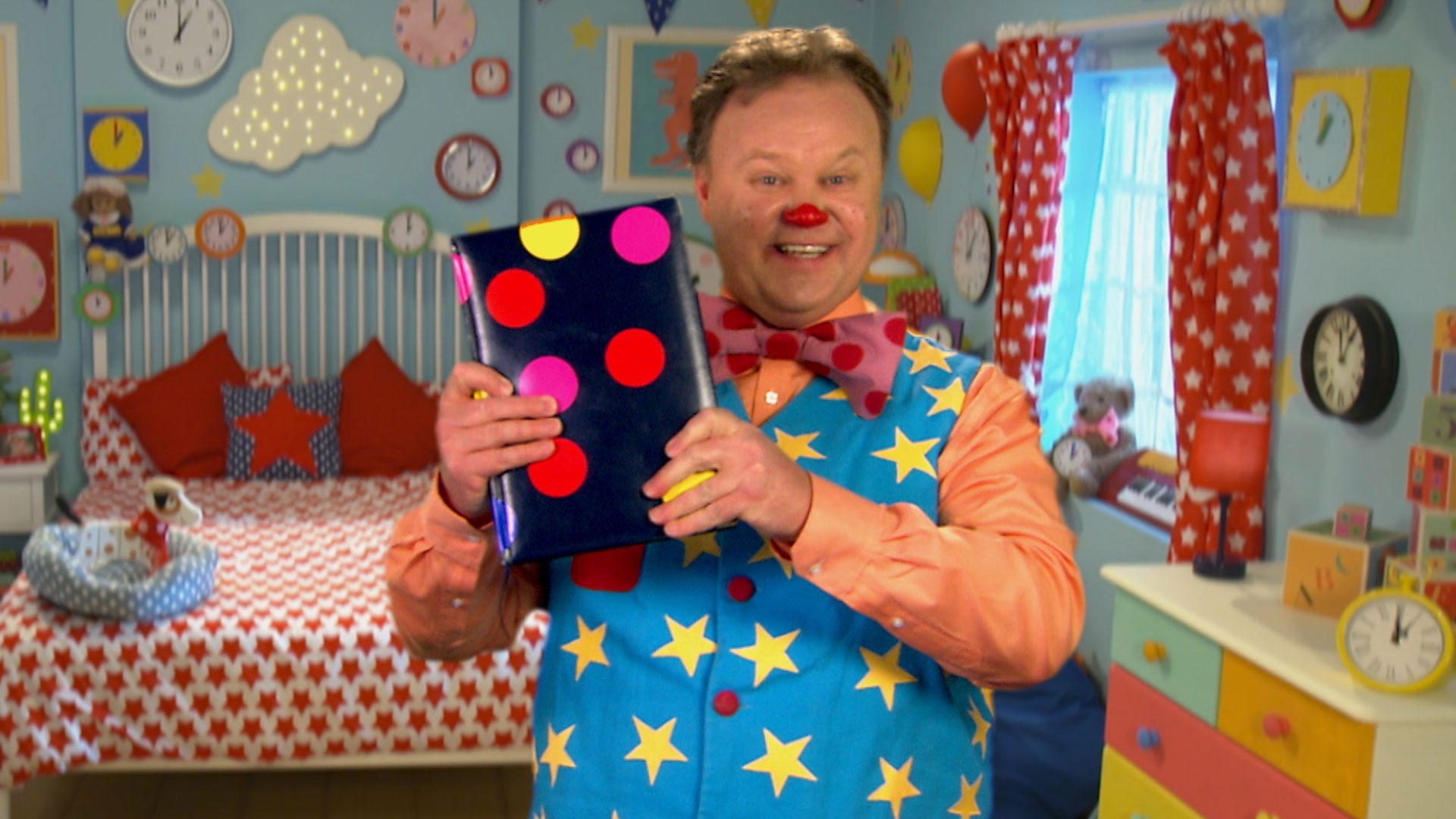 Bbc Iplayer - At Home With Mr Tumble - Series 1: 6. Diary