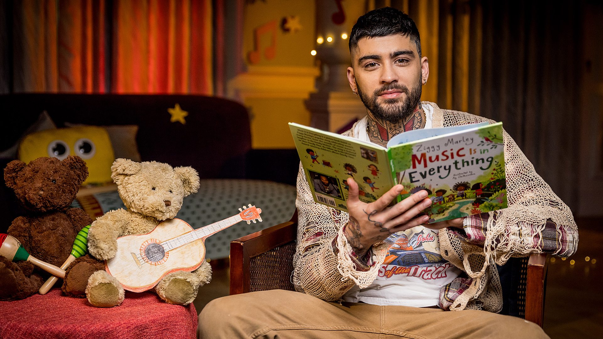 Zayn Malik reads a CBeebies Bedtime Story by Ziggy Marley