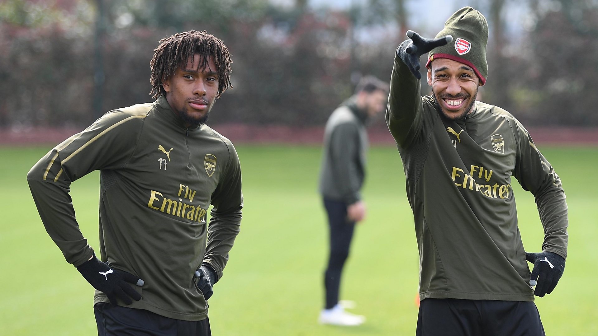Alex Iwobi on Pierre-Emerick Aubameyang: 'His aura is amazing