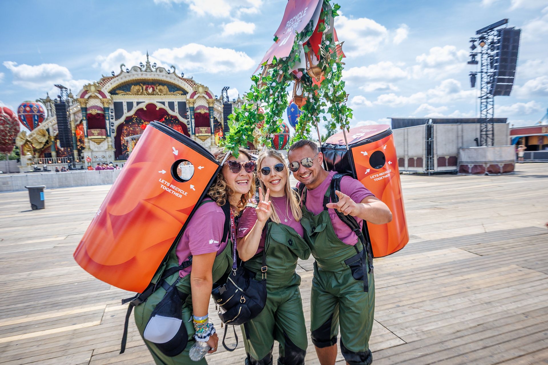 Tomorrowland: Thousands arrive after fire destroys main stage