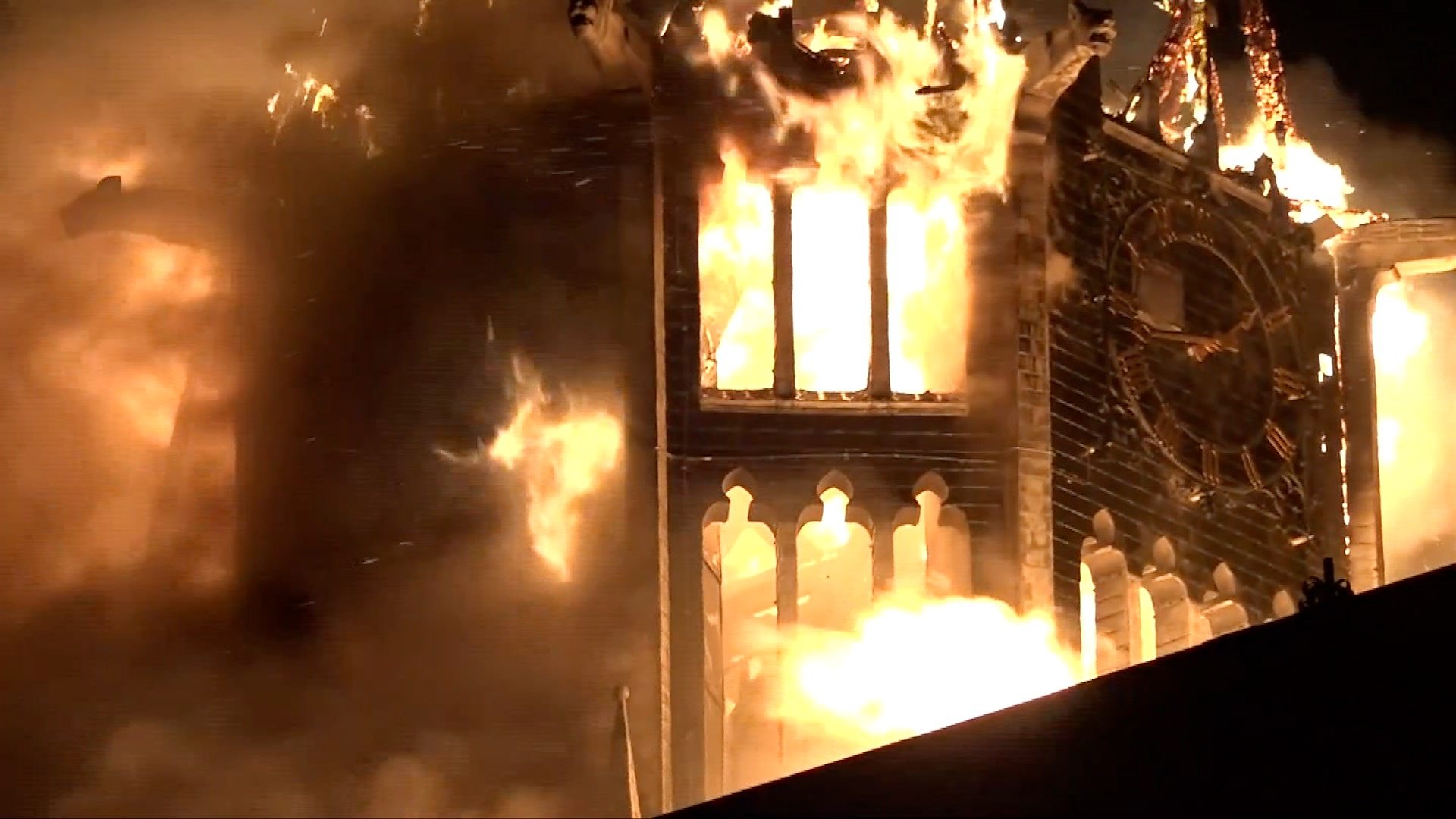 Watch: Huge fire rips through historic Amsterdam church