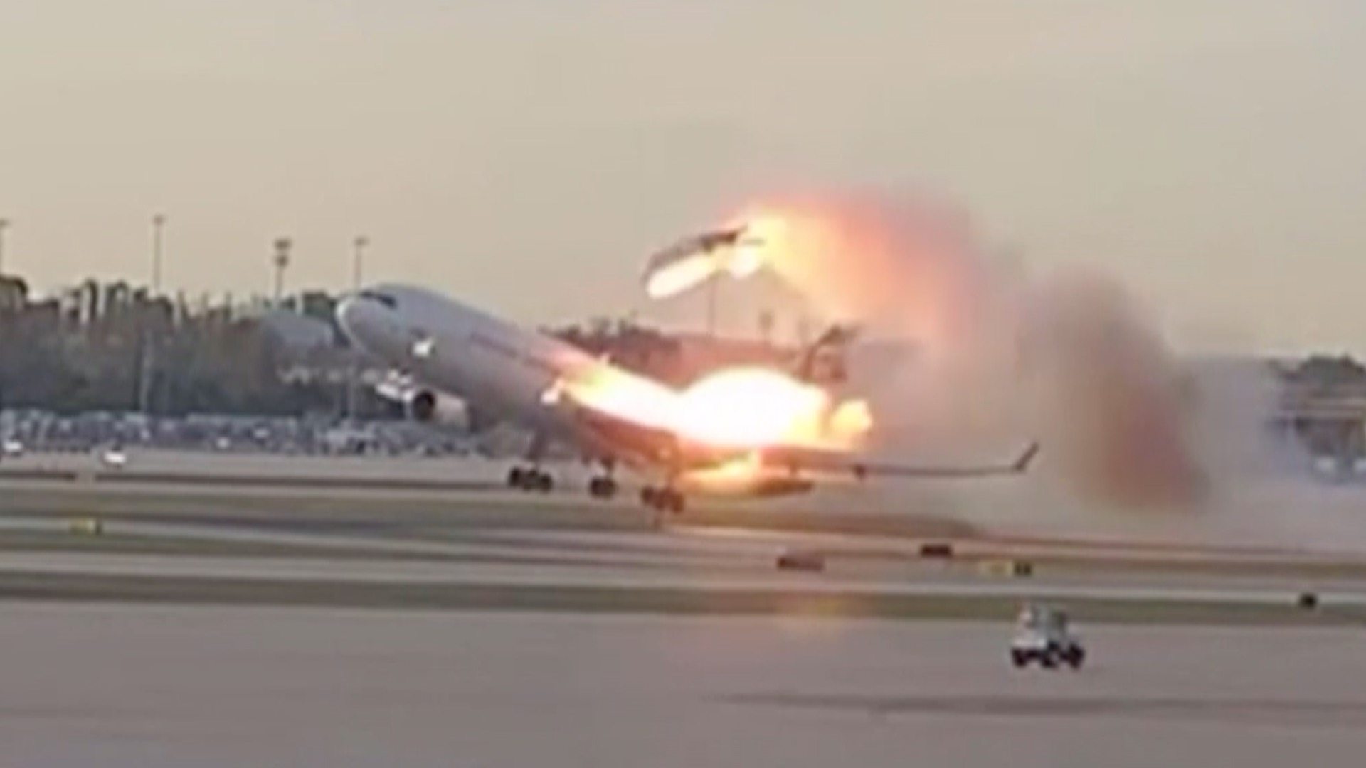 New video captures engine ripping off cargo plane in deadly Kentucky crash
