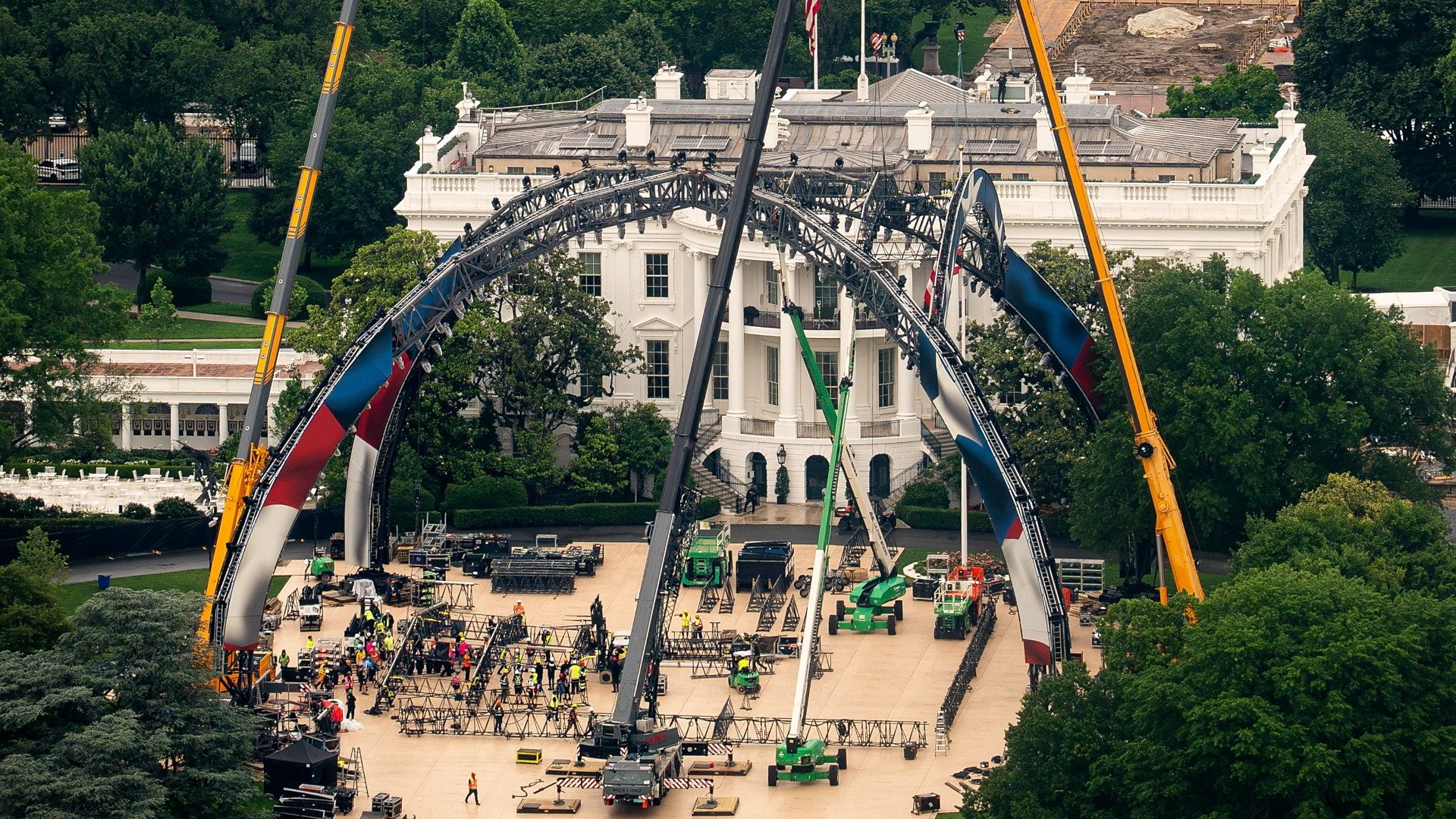 Watch: UFC arena construction begins at White House ahead of fight