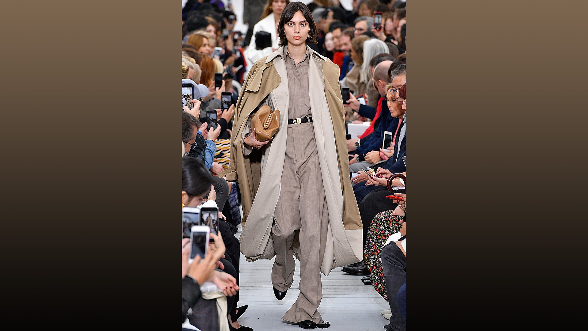 The ‘bodycon resistance’ is here and it starts with elasticated waists BBC Three